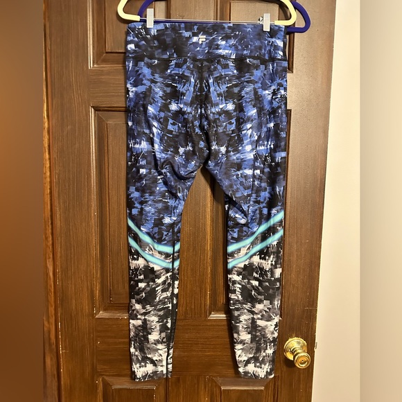 Fila Athletic Pants - Picture 2 of 3